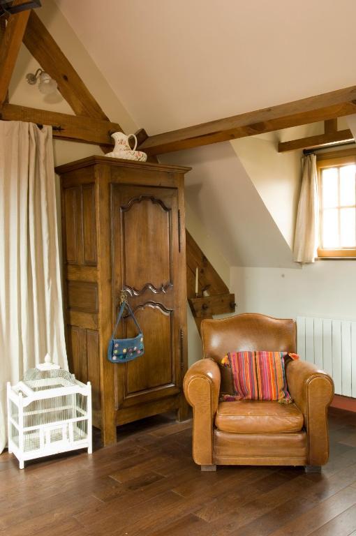 Chambres D'Hotes La Levriere Saint-Denis-le-Ferment Номер фото